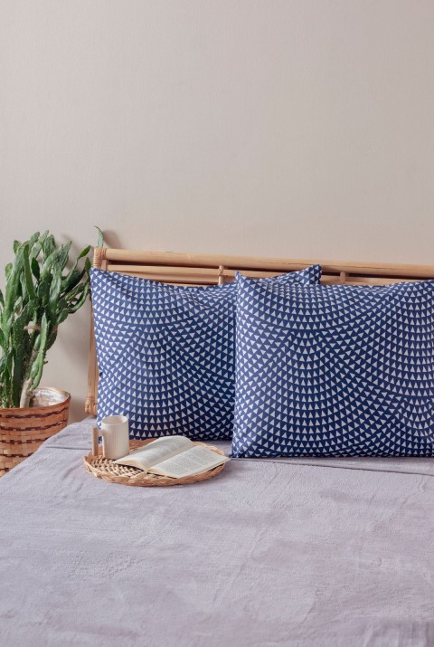 2'li Lacivert Beyaz Üçgen Desen Yastık Kılıfı Pamuk Polyester Kolay Ütülenir 50x70  50 x 70  LACİVERT BEYAZ