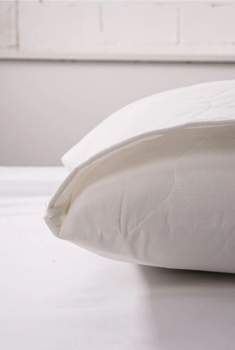 Kapitone Pamuklu Kapaklı Sıvı Su Geçirmez Yastık Koruyucu Alezi  50 x 70  Beyaz